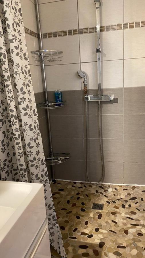 דירות מייזיו Chez Sabine Et Pascal מראה חיצוני תמונה